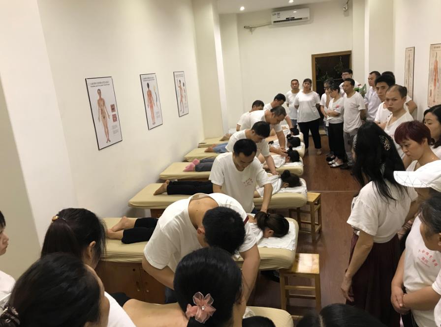  推拿時(shí)間禁忌，一天中什么時(shí)候做推拿效果好呢？